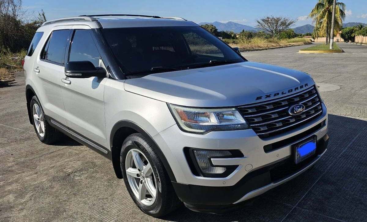 Ford Explorer 4x2 Automática