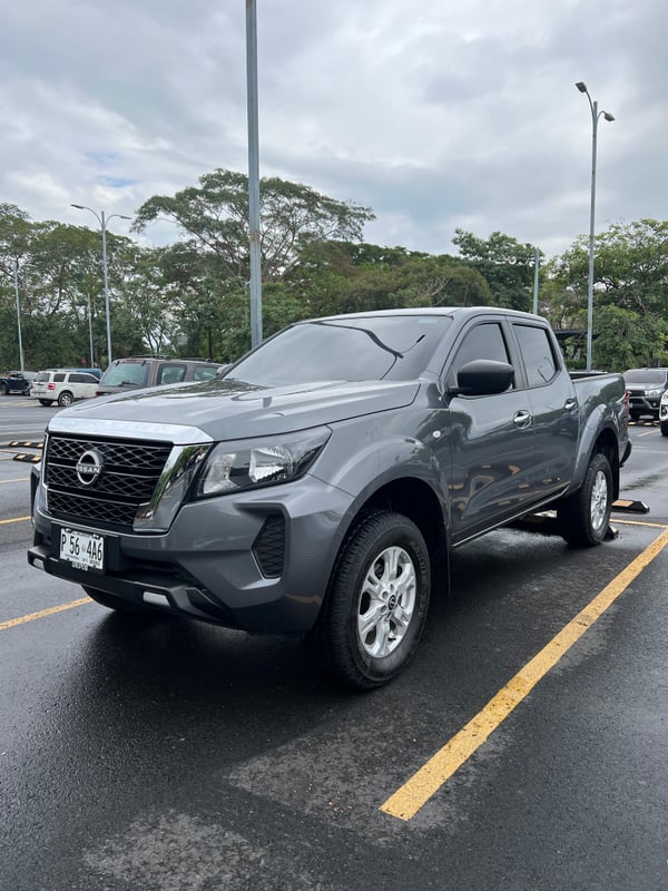 Nissan Frontier 2024 Automático