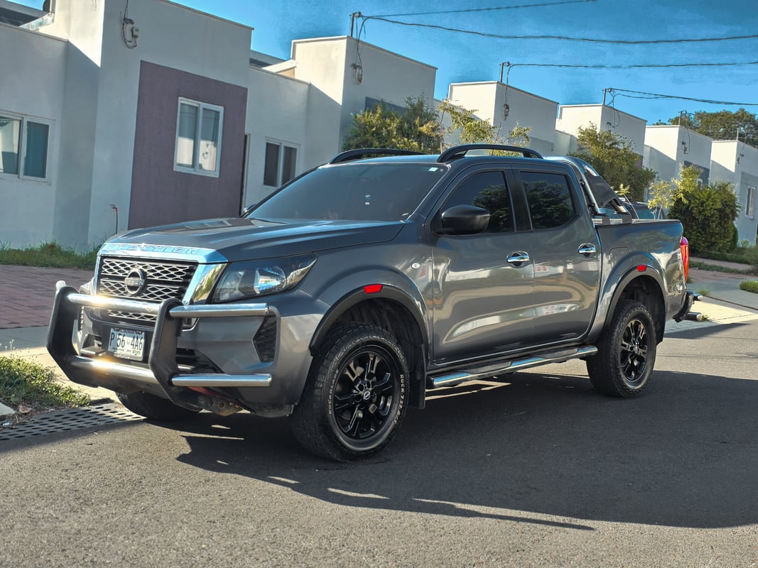 Nissan Frontier 2024 Automático