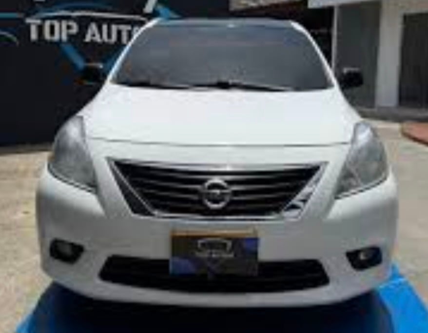 Nissan Versa