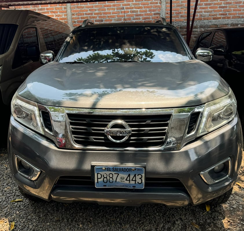 Nissan NP300 2019 Automático 4x4 Doble Cabina Diesel Full Extras