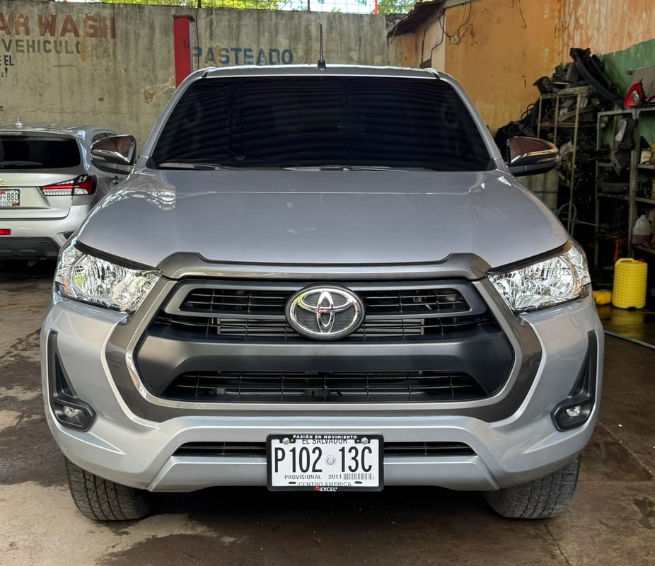 Toyota Hilux 2026 4x4 Automático Doble Cabina Diesel